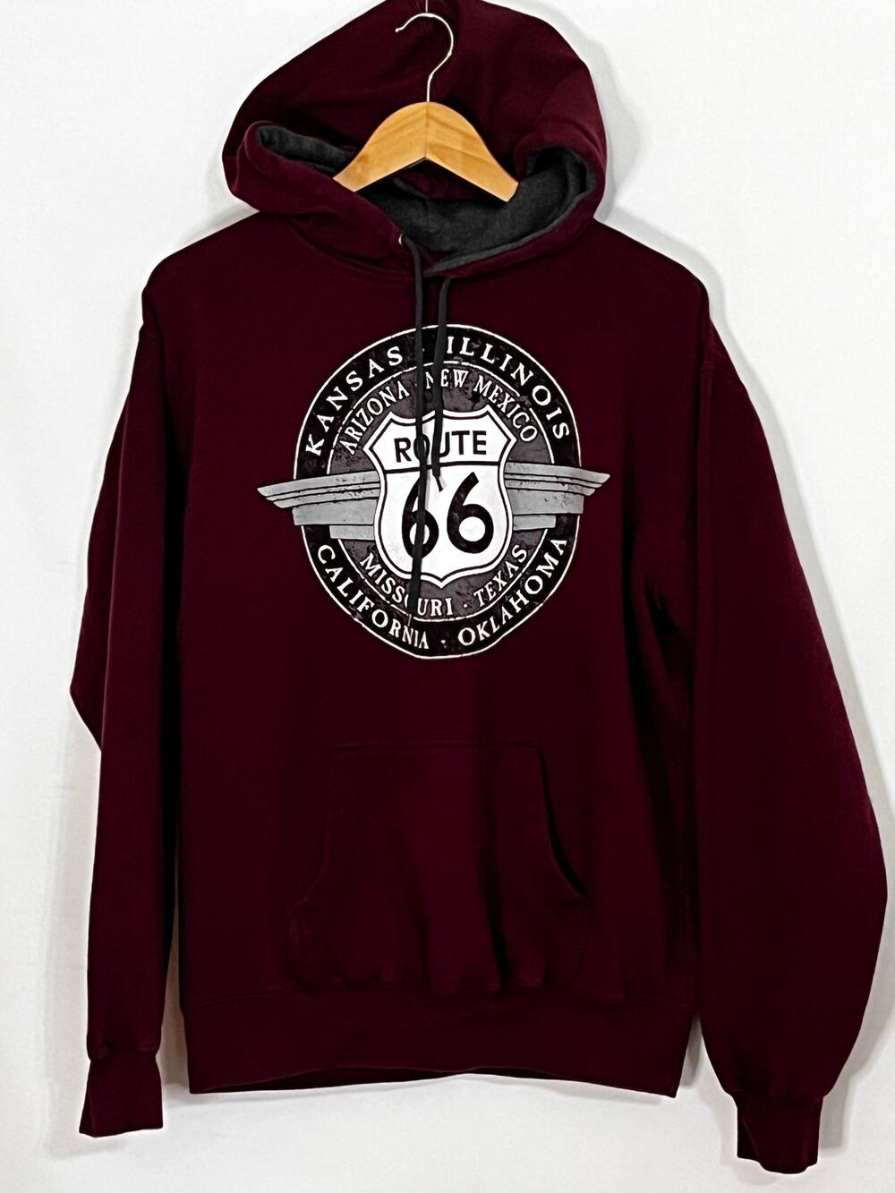Route 66 Prairie Mountain Men's Maroon Hoodie Pouch Pocket size Medium Pre-Owned